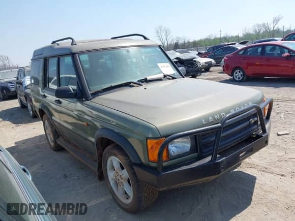 2001 Land Rover Discovery Cloth with VIN SALTY12421A296137, listed as a IAAI auction lot 41872459 with 182,378 mi miles and . Bid and sale history available at DreamBid. Image 1.