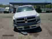 2016 Ram 1500 Tradesman z VIN 1C6RR7FT7GS142455, wystawiony jako Copart lot #63335105 z przebiegiem 122 161 mil mil oraz Szkoda całkowita • Salvage title. Historia ofert i sprzedaży dostępna na DreamBid. Obrazek 13.