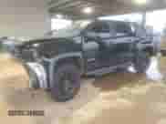 2018 Chevrolet Colorado 4WD Z71 with VIN 1GCPTDE13J1124161, listed as a Copart auction lot 45486305 with Not provided miles and Salvage title. Bid and sale history available at DreamBid. Image 1.