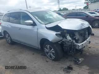 2020 Nissan Pathfinder SL z VIN 5N1DR2CM2LC586359, wystawiony jako IAAI lot #42830138 z przebiegiem 84 500 mil mil oraz . Historia ofert i sprzedaży dostępna na DreamBid. Obrazek 1.