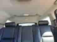 2010 Chevrolet Suburban Commercial z VIN 1GNUKHE34AR172002, wystawiony jako Copart lot #70952054 z przebiegiem 102 324 mil mil oraz Czysty tytuł • Clean title. Historia ofert i sprzedaży dostępna na DreamBid. Obrazek 10.
