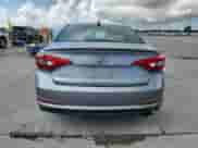 2017 Hyundai Sonata SE с VIN 5NPE24AF4HH491830, выставлен на аукционе Copart как лот 82340785 с пробегом 125 487 миль миль и Чистый • Clean title. История ставок и продаж доступна на DreamBid. Изображение 6.