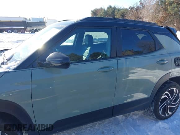 2024 Chevrolet TrailBlazer RS с VIN KL79MUSL3RB089538, выставлен на аукционе IAAI как лот 41306957 с пробегом 9 756 миль миль и . История ставок и продаж доступна на DreamBid. Изображение 15.