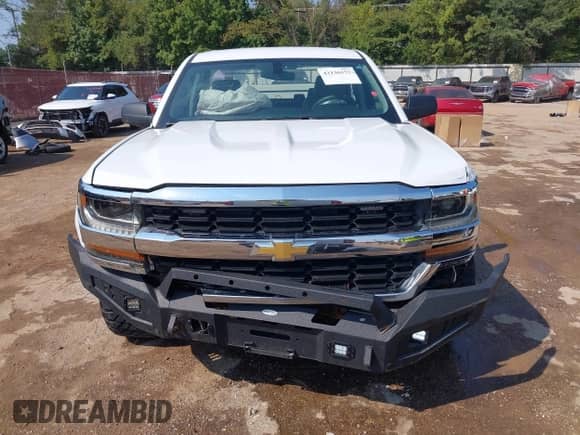 2018 Chevrolet Silverado 1500 Work Truck with VIN 1GCRCNEC1JZ268390, listed as a IAAI auction lot 43136152 with 135,789 mi miles and . Bid and sale history available at DreamBid. Image 13.