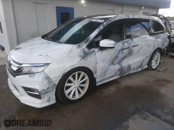 2018 Honda Odyssey Elite with VIN 5FNRL6H96JB096658, listed as a Copart auction lot 81622375 with 181,785 mi miles and Non repairable. Bid and sale history available at DreamBid. Image 1.