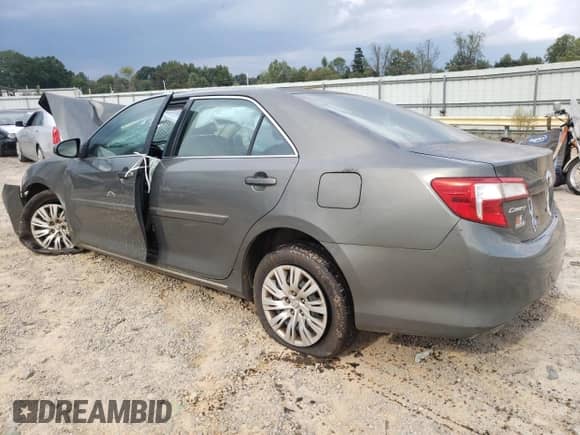 2014 Toyota Camry LE с VIN 4T4BF1FK9ER382780, выставлен на аукционе Copart как лот 83810015 с пробегом 169 042 миль миль и Списание • Salvage title. История ставок и продаж доступна на DreamBid. Изображение 2.