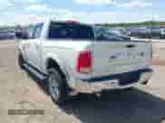 2017 Ram 1500 Longhorn z VIN 1C6RR7PT6HS820788, wystawiony jako IAAI lot #42206300 z przebiegiem 70 789 mil mil oraz . Historia ofert i sprzedaży dostępna na DreamBid. Obrazek 3.