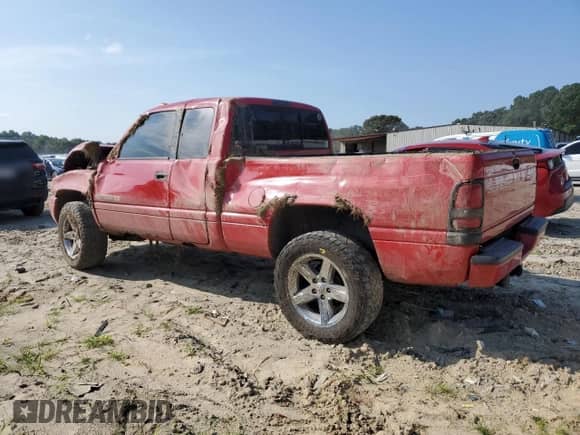 1999 Dodge 1500 с VIN 1B7HF13Z4XJ555345, выставлен на аукционе Copart как лот 65890765 с пробегом 184 935 миль миль и Списание • Salvage title. История ставок и продаж доступна на DreamBid. Изображение 2.