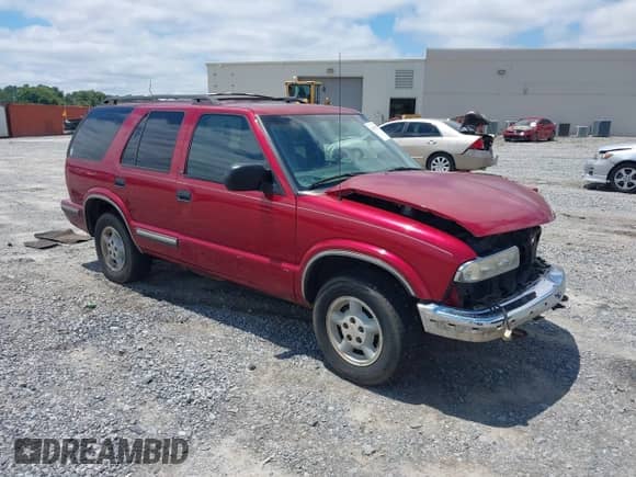 1999 Chevrolet Blazer LS with VIN 1GNDT13W0X2222414, listed as a IAAI auction lot 42936576 with 276,754 mi miles and . Bid and sale history available at DreamBid. Image 1.