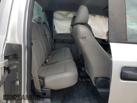 2015 Ford F-150 XL z VIN 1FTEX1C86FKE96783, wystawiony jako Copart lot #84354545 z przebiegiem 144 761 mil mil oraz Szkoda całkowita • Salvage title. Historia ofert i sprzedaży dostępna na DreamBid. Obrazek 10.