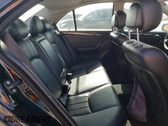 2006 Mercedes-Benz C 230 Sport с VIN WDBRF56H66F795396, выставлен на аукционе Copart как лот 48360265 с пробегом 168 327 миль миль и Списание • Salvage title. История ставок и продаж доступна на DreamBid. Изображение 10.