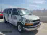 2006 Chevrolet Express Passenger с VIN 1GAHG35U461242216, выставлен на аукционе IAAI как лот 41797506 с пробегом 195 616 миль миль и . История ставок и продаж доступна на DreamBid. Изображение 1.