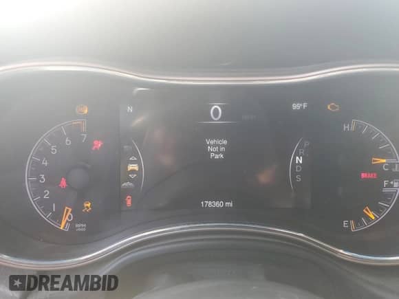 2014 Jeep Grand Cherokee Limited с VIN 1C4RJFBG1EC334142, выставлен на аукционе Copart как лот 80967115 с пробегом 178 360 миль миль и Чистый • Clean title. История ставок и продаж доступна на DreamBid. Изображение 9.