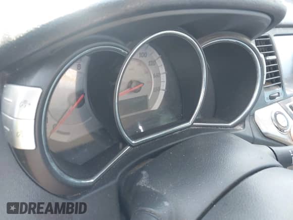 2009 Nissan Murano SL z VIN JN8AZ18U29W023396, wystawiony jako IAAI lot #42589141 z przebiegiem Nie podano mil oraz . Historia ofert i sprzedaży dostępna na DreamBid. Obrazek 7.