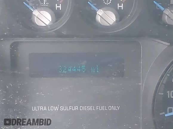 2013 Ford F-250 XL с VIN 1FT7W2BT2DEA02275, выставлен на аукционе IAAI как лот 42319132 с пробегом 324 445 миль миль и . История ставок и продаж доступна на DreamBid. Изображение 15.