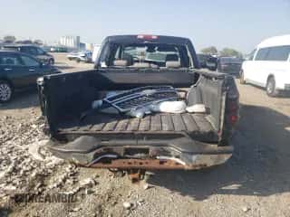 2006 Chevrolet Silverado 1500 LT3 с VIN 2GCEK13T061202555, выставлен на аукционе Copart как лот 84741025 с пробегом Не указан миль и Списание • Salvage title. История ставок и продаж доступна на DreamBid. Изображение 6.