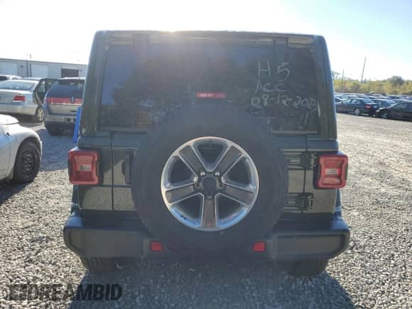 2022 Jeep Wrangler Unlimited Sahara Altitude with VIN 1C4HJXEG0NW255878, listed as a Copart auction lot 41437565 with 33,328 mi miles and Non repairable. Bid and sale history available at DreamBid. Image 6.