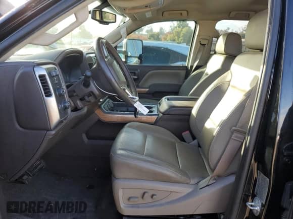 2015 Chevrolet Silverado 3500HD LTZ с VIN 1GC5K0C82FZ552525, выставлен на аукционе Copart как лот 80791284 с пробегом 59 404 миль миль и Списание • Salvage title. История ставок и продаж доступна на DreamBid. Изображение 7.