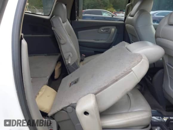 2009 Chevrolet Traverse 2LT with VIN 1GNER23DX9S112626, listed as a IAAI auction lot 43390903 with 151,680 mi miles and . Bid and sale history available at DreamBid. Image 8.