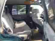 1995 Nissan Pathfinder LE z VIN JN8HD17Y2SW069219, wystawiony jako IAAI lot #43089977 z przebiegiem 113 798 mil mil oraz . Historia ofert i sprzedaży dostępna na DreamBid. Obrazek 8.