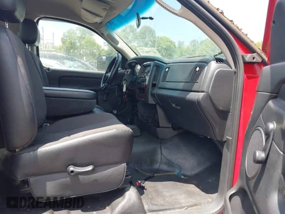 2002 Dodge 1500 с VIN 1D7HU16N32J256667, выставлен на аукционе IAAI как лот 42796631 с пробегом 145 231 миль миль и . История ставок и продаж доступна на DreamBid. Изображение 5.