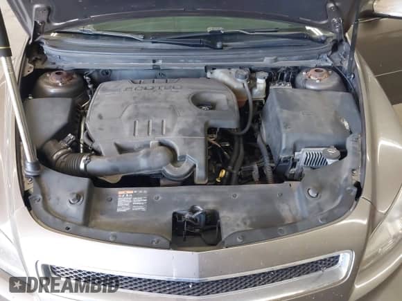 2012 Chevrolet Malibu 1LT z VIN 1G1ZC5E06CF218586, wystawiony jako IAAI lot #42838384 z przebiegiem 183 069 mil mil oraz . Historia ofert i sprzedaży dostępna na DreamBid. Obrazek 10.