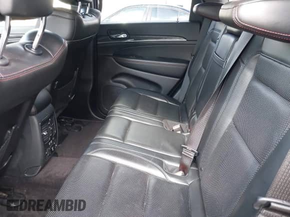 2019 Jeep Grand Cherokee Trailhawk z VIN 1C4RJFLG9KC610318, wystawiony jako IAAI lot #42708465 z przebiegiem 53 924 mil mil oraz . Historia ofert i sprzedaży dostępna na DreamBid. Obrazek 8.