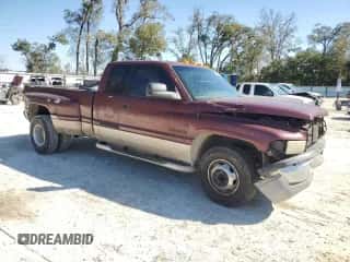 2001 Dodge 3500 with VIN 1B7MC33661J542774, listed as a Copart auction lot 46318505 with 400,963 mi miles and Salvage title. Bid and sale history available at DreamBid. Image 4.
