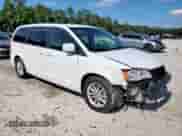 2019 Dodge Grand Caravan SXT z VIN 2C4RDGCG8KR693020, wystawiony jako Copart lot #65456325 z przebiegiem 172 314 mil mil oraz Czysty tytuł • Clean title. Historia ofert i sprzedaży dostępna na DreamBid. Obrazek 4.