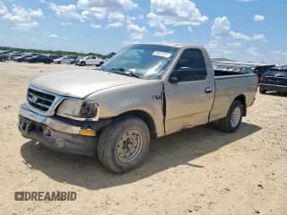 2000 Ford F-150 XL z VIN 1FTZF1725YNC16637, wystawiony jako Copart lot #68551555 z przebiegiem Nie podano mil oraz Szkoda całkowita • Salvage title. Historia ofert i sprzedaży dostępna na DreamBid. Obrazek 1.