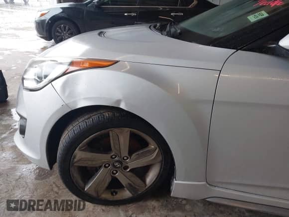 2013 Hyundai Veloster Turbo с VIN KMHTC6AE6DU079671, выставлен на аукционе IAAI как лот 43577765 с пробегом 139 477 миль миль и . История ставок и продаж доступна на DreamBid. Изображение 6.