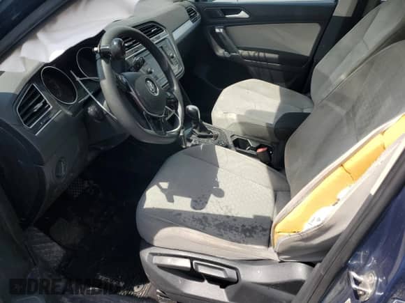 2020 Volkswagen Tiguan S с VIN 3VV0B7AX3LM137290, выставлен на аукционе Copart как лот 66576785 с пробегом 39 155 миль миль и Списание • Salvage title. История ставок и продаж доступна на DreamBid. Изображение 7.