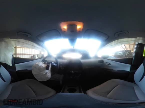 2019 Toyota Prius LE с VIN JTDL9RFU5K3002989, выставлен на аукционе IAAI как лот 42393279 с пробегом 266 115 миль миль и . История ставок и продаж доступна на DreamBid. Изображение 18.