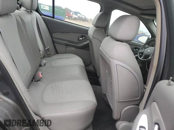 2005 Chevrolet Malibu LT z VIN 1G1ZU54845F247267, wystawiony jako Copart lot #86149825 z przebiegiem 123 169 mil mil oraz Czysty tytuł • Clean title. Historia ofert i sprzedaży dostępna na DreamBid. Obrazek 10.