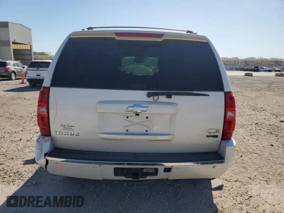 2011 Chevrolet Tahoe LTZ with VIN 1GNSKCE07BR211876, listed as a Copart auction lot 70305075 with 213,332 mi miles and Salvage title. Bid and sale history available at DreamBid. Image 6.