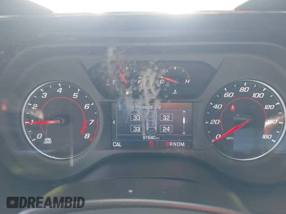 2019 Chevrolet Camaro 1LT z VIN 1G1FB3DS7K0120438, wystawiony jako IAAI lot #42020580 z przebiegiem 91 640 mil mil oraz . Historia ofert i sprzedaży dostępna na DreamBid. Obrazek 7.