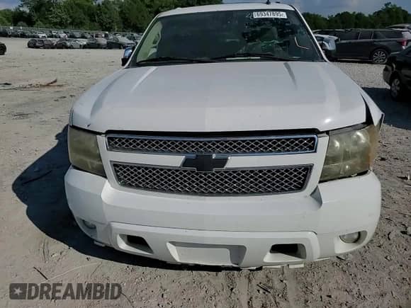2010 Chevrolet Suburban LTZ с VIN 1GNUCKE06AR192347, выставлен на аукционе Copart как лот 69347895 с пробегом 219 213 миль миль и Чистый • Clean title. История ставок и продаж доступна на DreamBid. Изображение 14.
