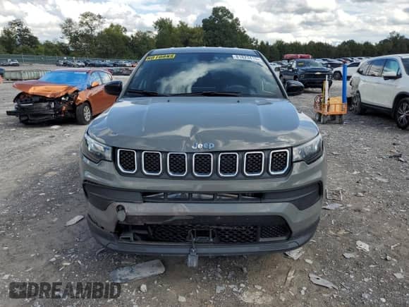 2024 Jeep Compass Sport with VIN 3C4NJDAN6RT579838, listed as a Copart auction lot 81823415 with 30,770 mi miles and Salvage title. Bid and sale history available at DreamBid. Image 5.