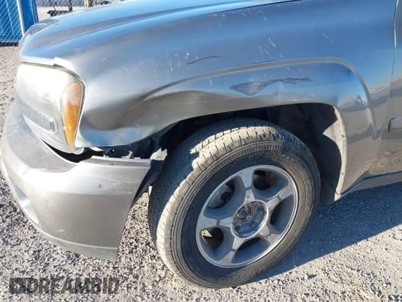 2006 Chevrolet TrailBlazer LS с VIN 1GNET16SX66156572, выставлен на аукционе IAAI как лот 42976840 с пробегом 176 721 миль миль и . История ставок и продаж доступна на DreamBid. Изображение 6.