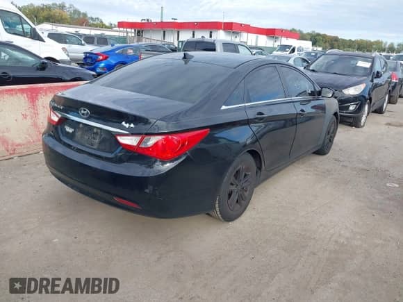 2013 Hyundai Sonata GLS with VIN 5NPEB4ACXDH605491, listed as a IAAI auction lot 43488448 with 157,385 mi miles and . Bid and sale history available at DreamBid. Image 4.