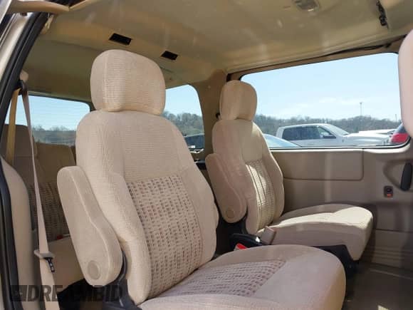 2003 Chevrolet Venture Y3G Mobility с VIN 1GNDX03E33D197593, выставлен на аукционе IAAI как лот 41825664 с пробегом 119 513 миль миль и . История ставок и продаж доступна на DreamBid. Изображение 8.