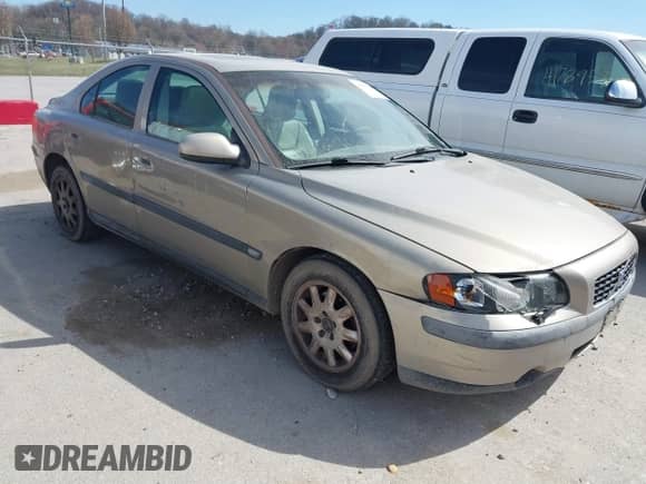 2001 Volvo S60 с VIN YV1RS61RX12066606, выставлен на аукционе IAAI как лот 41801626 с пробегом 161 504 миль миль и . История ставок и продаж доступна на DreamBid. Изображение 6.