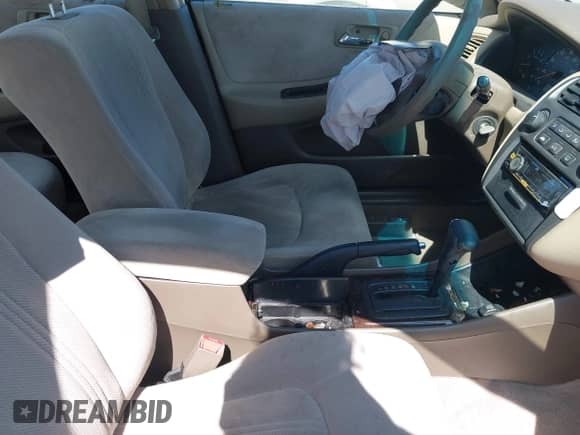 2000 Honda Accord SE с VIN JHMCG5679YC031427, выставлен на аукционе IAAI как лот 42455198 с пробегом 106 783 миль миль и . История ставок и продаж доступна на DreamBid. Изображение 5.