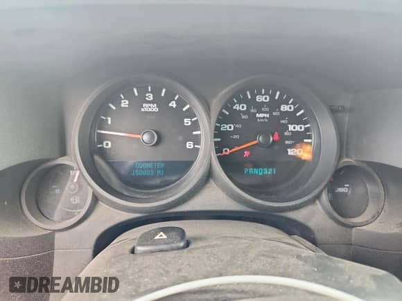 2011 Chevrolet Silverado 1500 LS z VIN 3GCPKREA2BG303472, wystawiony jako Copart lot #64091145 z przebiegiem 150 803 mil mil oraz Czysty tytuł • Clean title. Historia ofert i sprzedaży dostępna na DreamBid. Obrazek 9.