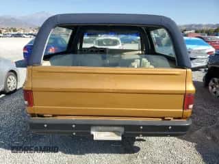 1975 Chevrolet Blazer с VIN CCY185F151799, выставлен на аукционе Copart как лот 78924764 с пробегом Не указан миль и Чистый • Clean title. История ставок и продаж доступна на DreamBid. Изображение 6.