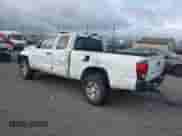 2019 Toyota Tacoma SR z VIN 5TFRX5GN8KX144469, wystawiony jako IAAI lot #42979849 z przebiegiem 68 687 mil mil oraz . Historia ofert i sprzedaży dostępna na DreamBid. Obrazek 3.