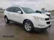 2010 Chevrolet Traverse 1LT с VIN 1GNLRFED6AS127284, выставлен на аукционе Copart как лот 85587535 с пробегом 235 773 миль миль и Списание • Salvage title. История ставок и продаж доступна на DreamBid. Изображение 4.