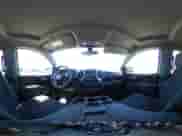 2019 Chevrolet Silverado 1500 Work Truck z VIN 1GCPYAEH0KZ421243, wystawiony jako IAAI lot #41930930 z przebiegiem 39 691 mil mil oraz . Historia ofert i sprzedaży dostępna na DreamBid. Obrazek 19.