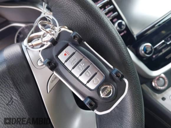 2015 Nissan Murano Platinum с VIN 5N1AZ2MH0FN243238, выставлен на аукционе IAAI как лот 42102284 с пробегом 107 704 миль миль и . История ставок и продаж доступна на DreamBid. Изображение 11.