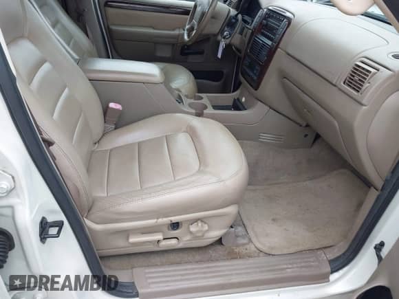 2003 Ford Explorer with VIN 1FMZU85W53ZB39205, listed as a IAAI auction lot 42686675 with 95,499 mi miles and . Bid and sale history available at DreamBid. Image 5.